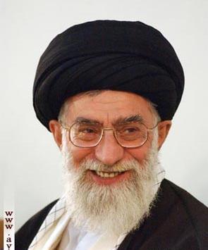 عکس از لبخند حضرت آقا