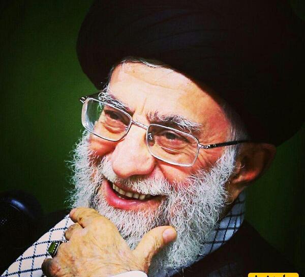 عکس امام خامنه ای با لبخند