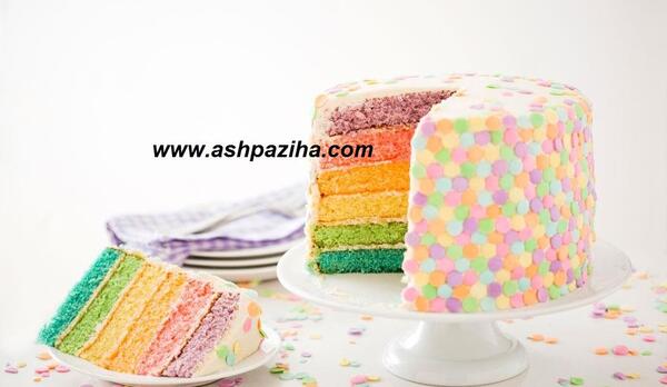 عکس کیک چند طبقه رنگی
