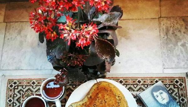 عکس کیک و چای عصرانه