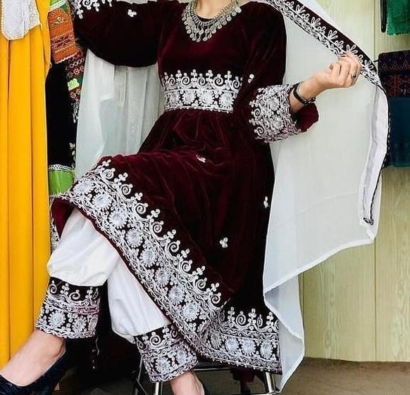 عکس دخترانه با لباس افغانی