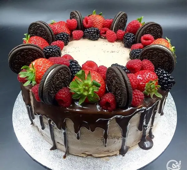 عکس کیک خانگی ساده با خامه