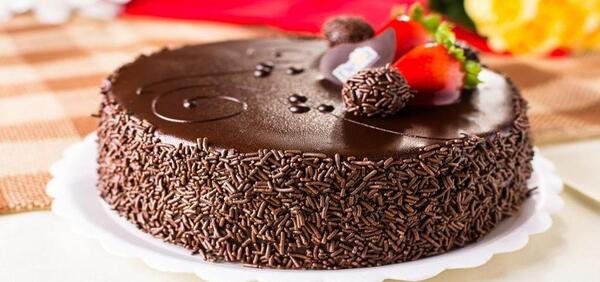 عکس کیک خیس شکلاتی برای تولد