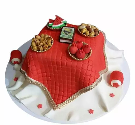 عکس کیک یلدا لاکچری