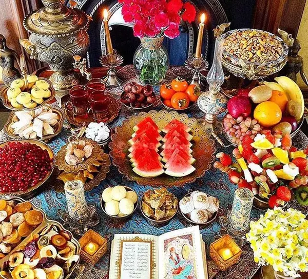 عکس سفره یلدا لاکچری