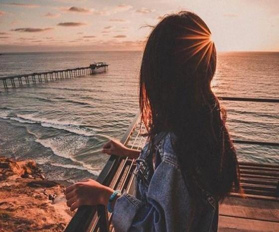 عکس لاکچری لب دریا