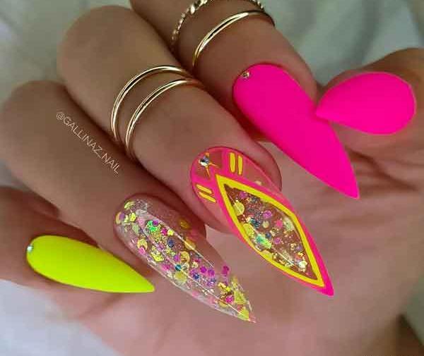 عکس ناخن های لاکچری