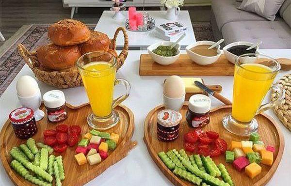 عکس صبحانه لاکچری