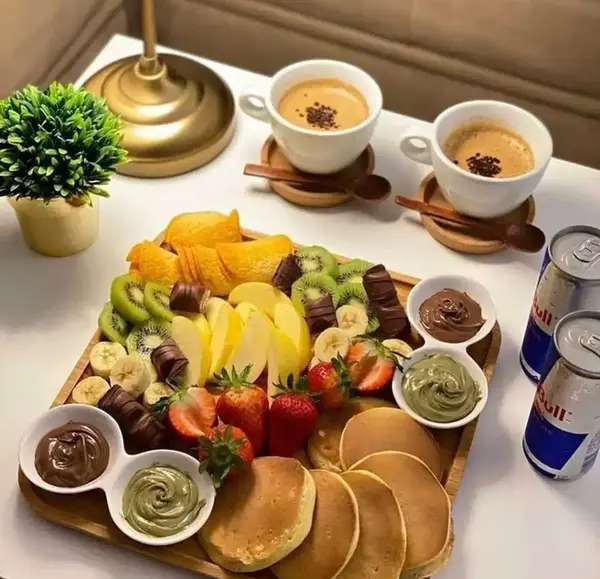 عکس صبحانه لاکچری