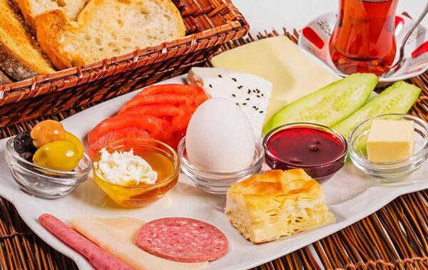 عکس یک صبحانه لاکچری