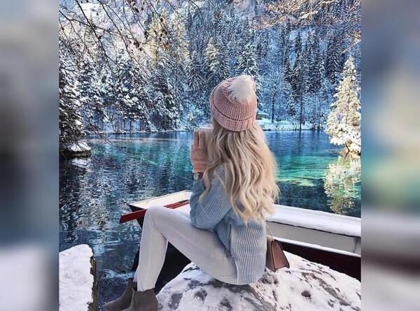 عکس پروفایل زمستانی لاکچری دخترانه