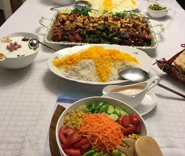 عکس میز شام لاکچری دونفره