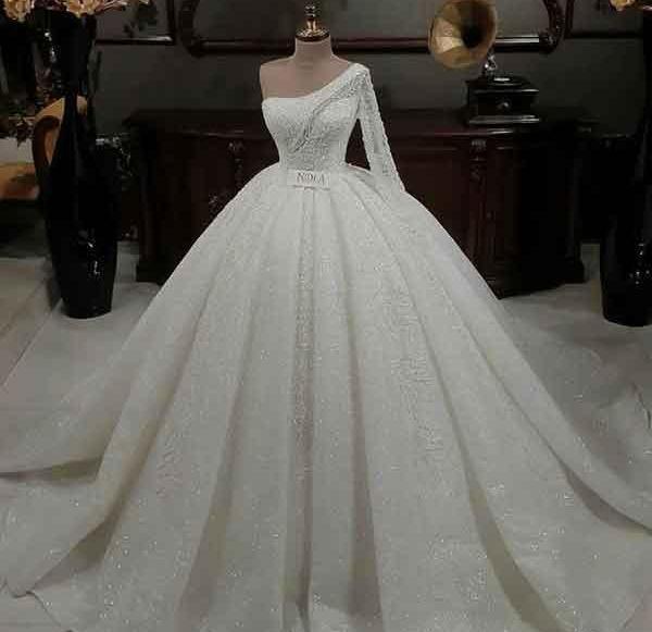عکس مدل لباس عروس یقه پرنسسی