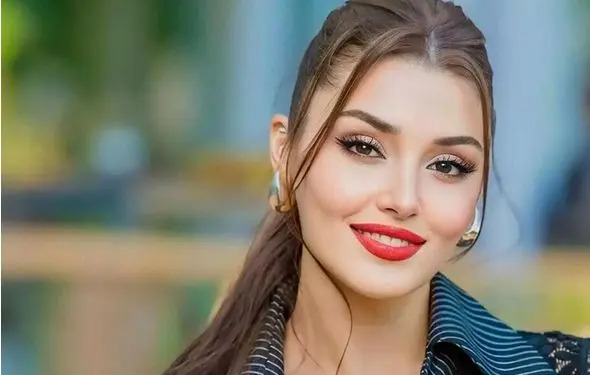عکس های هانده ارچل با لباس عروس
