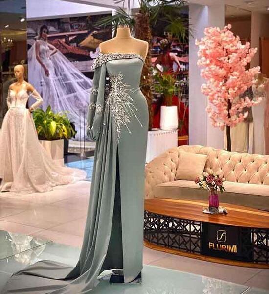 عکس لباس فیروزه ای عروس