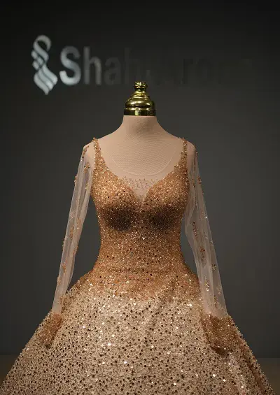 عکس لباس عروس به رنگ طلایی