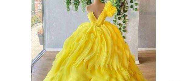 عکس لباس عروس به رنگ طلایی