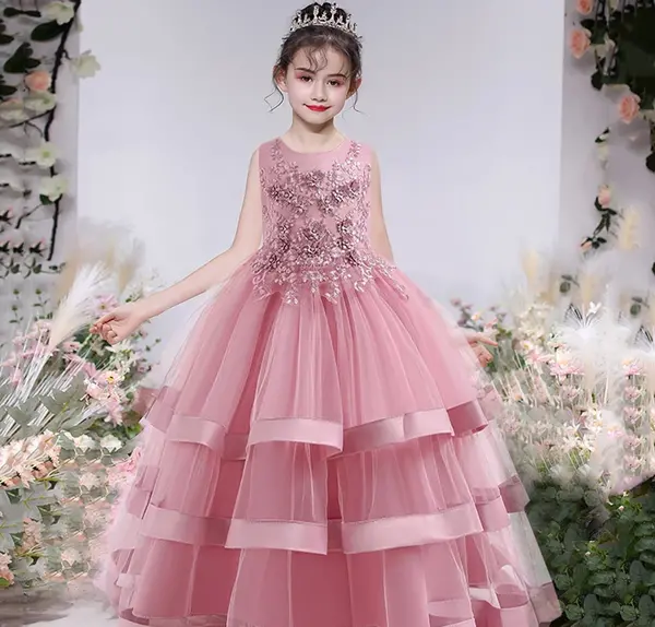 عکس لباس عروس سیندرلا بچه گانه