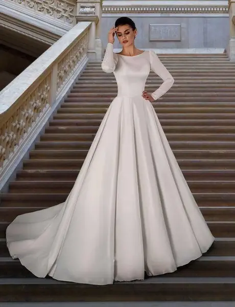 عکس لباس عروس ساتن ساده