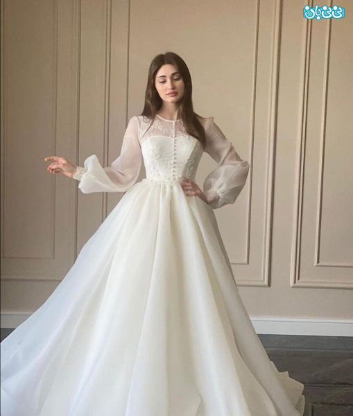 عکس لباس عروس ساتن ساده