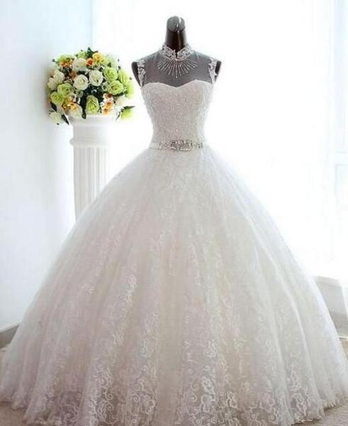 عکس از لباس عروس دکلته