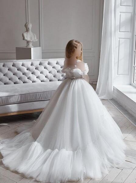 عکس لباس عروس دنباله دار بچه گانه