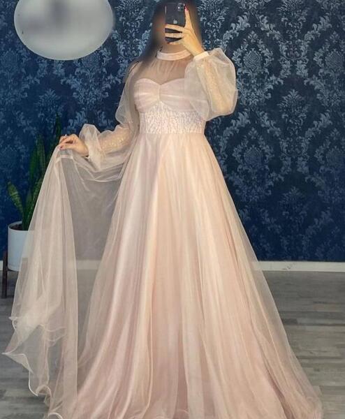عکس لباس عروس حریر دنباله دار