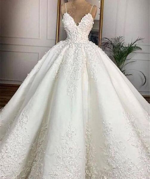 عکس لباس عروس پرنسسی دنباله دار
