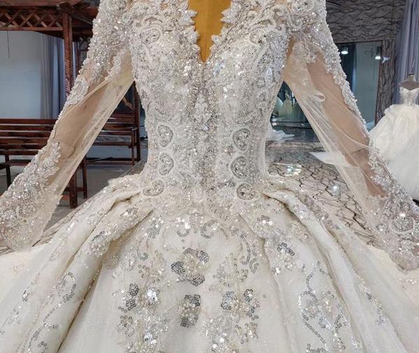 عکس لباس عروس پرنسسی دنباله دار