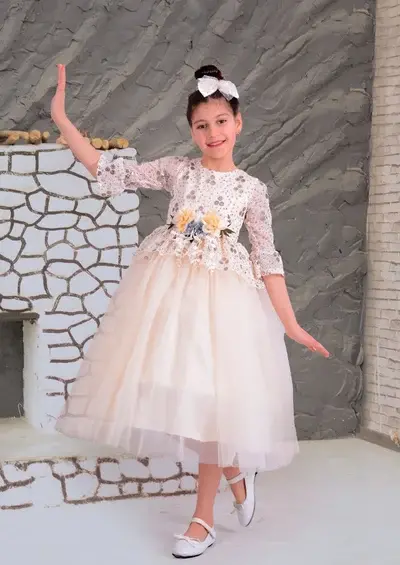 عکس لباس عروس دخترانه ۹ ساله