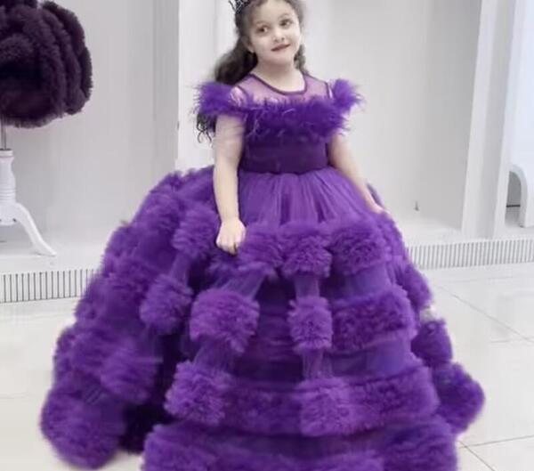 عکس لباس عروس دخترانه سبز