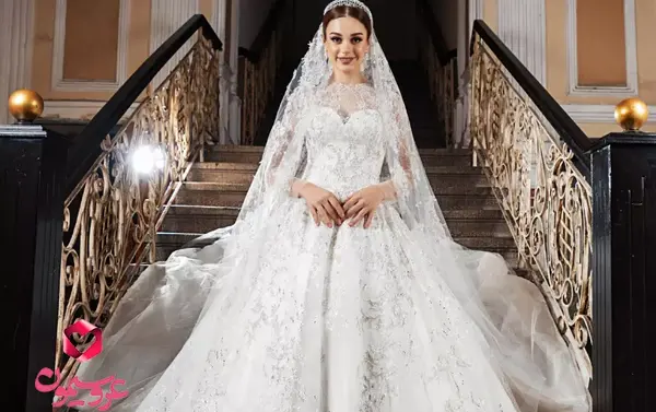 عکس لباس عروس بلند دنباله دار