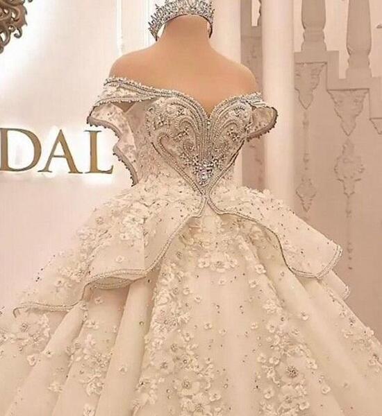 عکس لباس عروس پف دار پرنسسی جدید