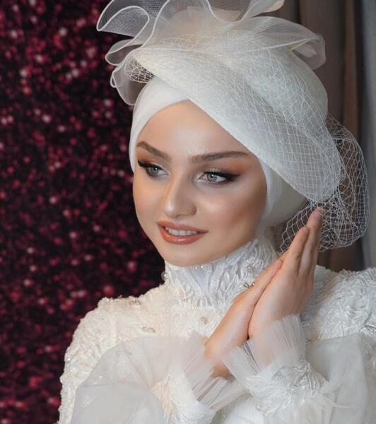 عکس لباس عروس پوشیده با کلاه