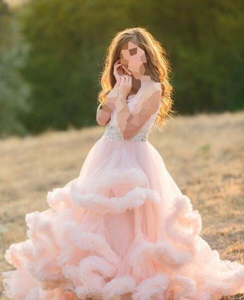 عکس لباس عروس پف دار پرنسسی بچه گانه