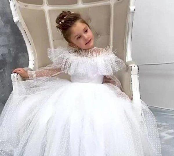 عکس لباس عروس پف دار پرنسسی بچه گانه