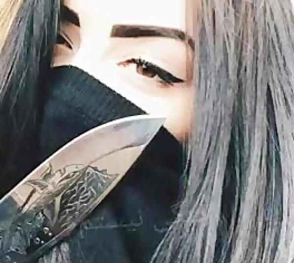 عکس لاتی با قمه