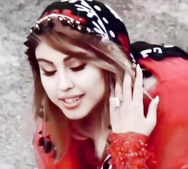 عکس دختر عشق لاتی