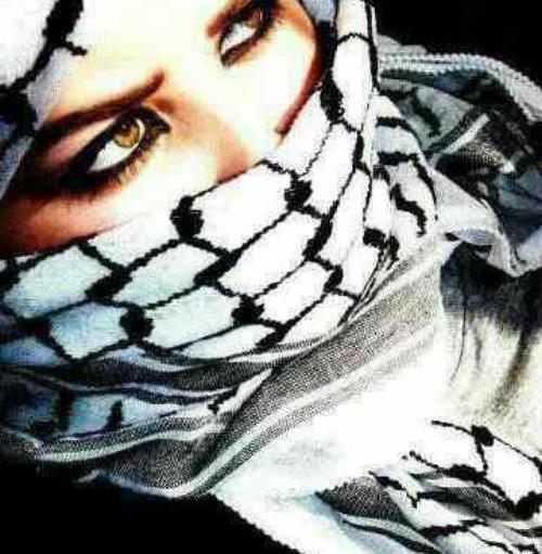 عکس پسر با چفیه لاتی