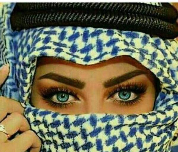 عکس دختر با چفیه لاتی برای پروفایل