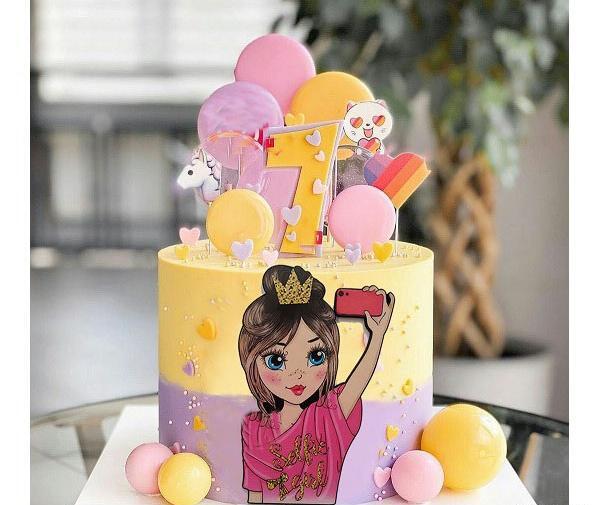 عکس کیک زرد دخترانه