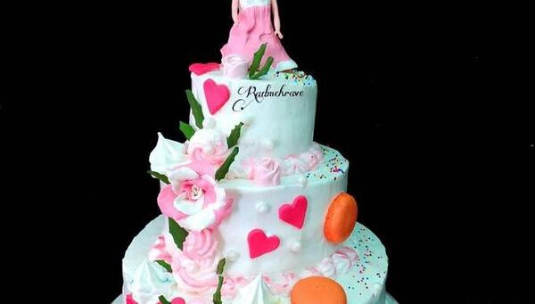 عکس کیک سه طبقه دخترانه