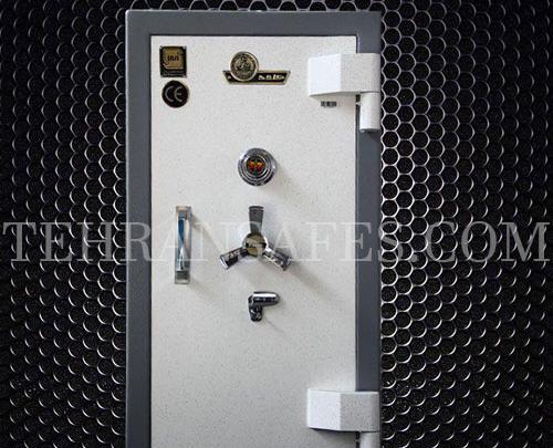 عکس قفل گاو صندوق