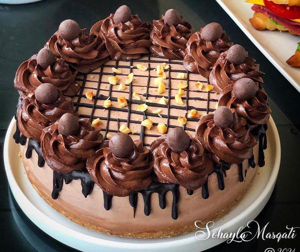 عکس کیک شکلاتی ساده خانگی