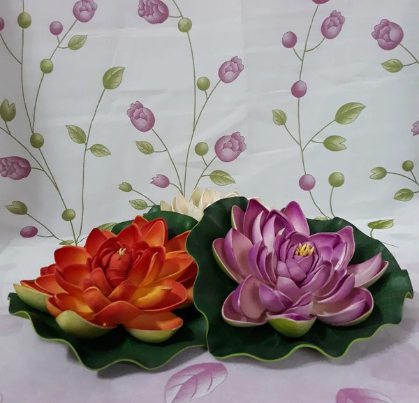 عکس مرداب گل لاله
