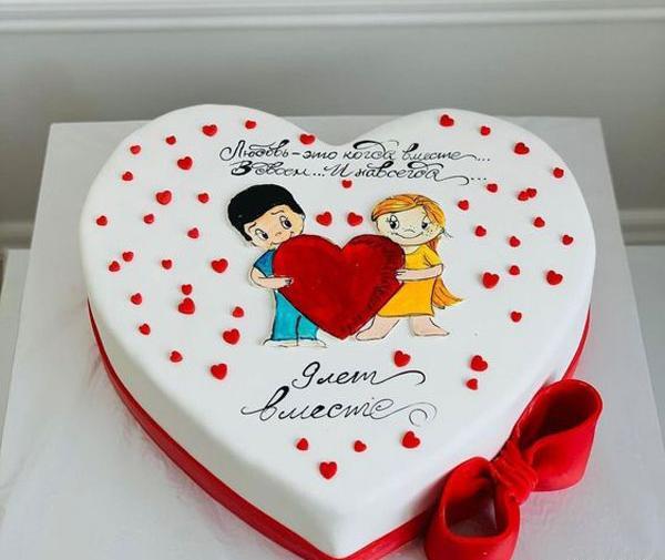 عکس کیک عاشقانه تولد