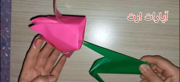 عکس کاردستی گل لاله با کاغذ رنگی