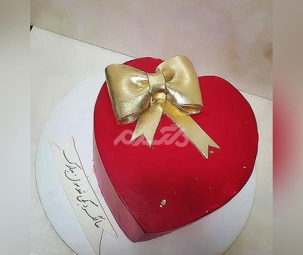 عکس کیک قرمز دخترانه