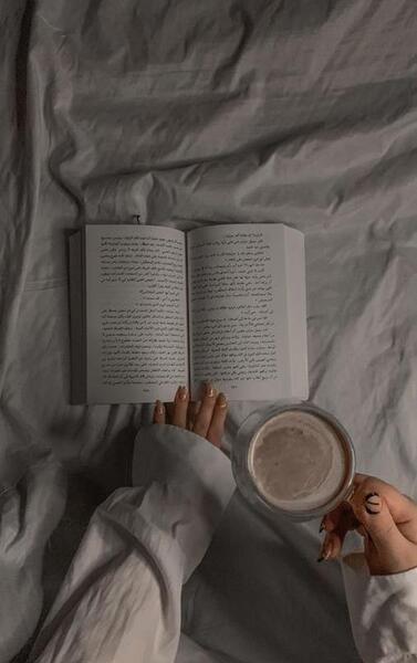 عکس پروفایل کتاب و قهوه