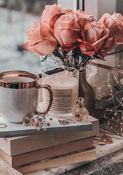عکس کتاب فانتزی برای پروفایل